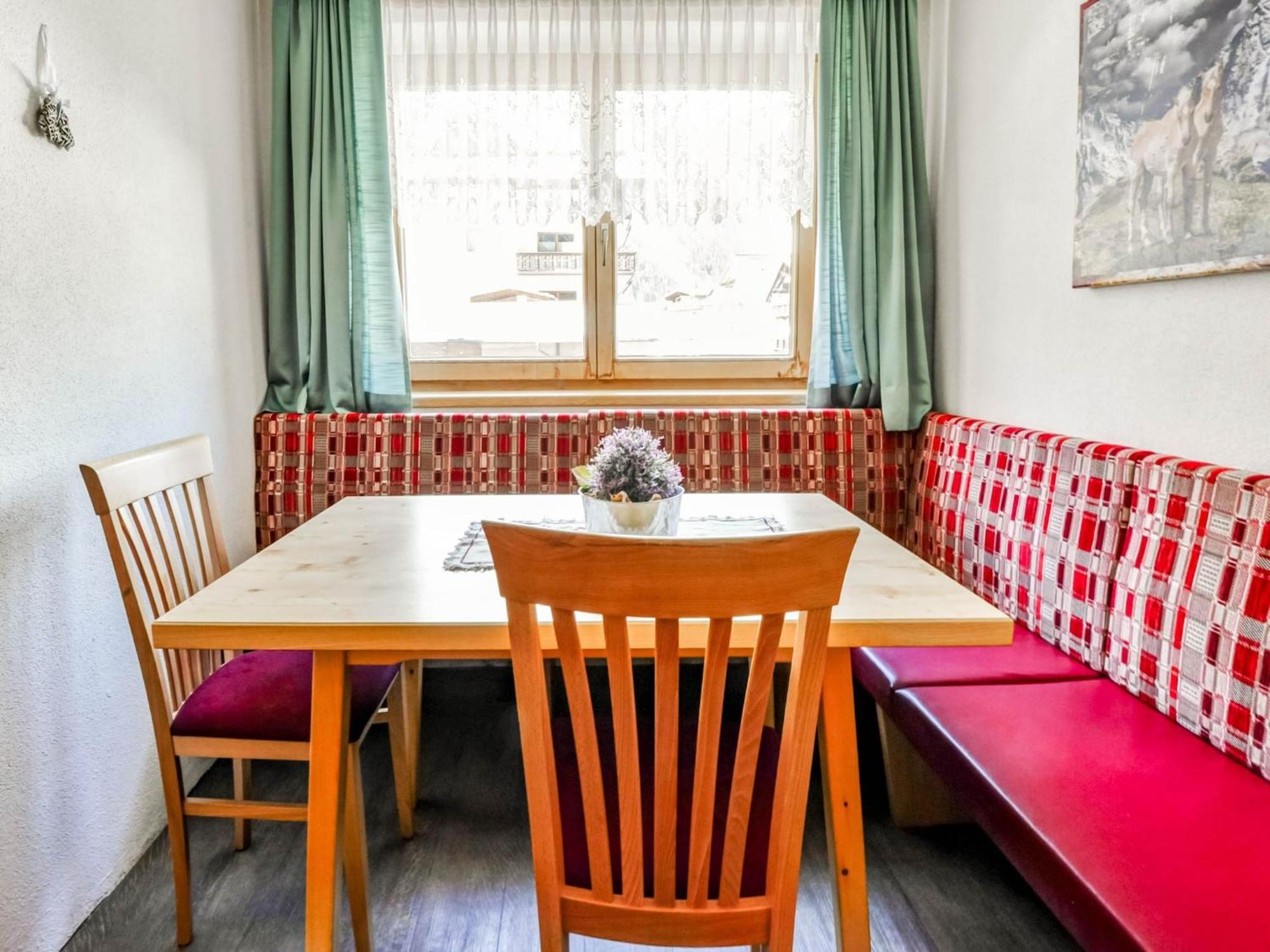 Comfortable Apartment In L Ngenfeld With Ski Storage Längenfeld Exterior foto